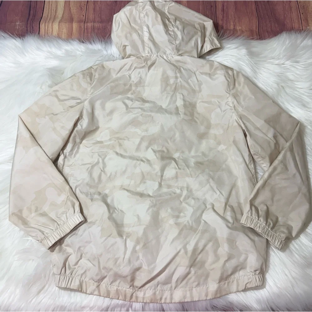 GAP Kids Lightweight Hooded Jacket – Size Small (6–7)